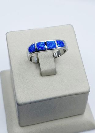 Каблучка срібна з блакитним опалом 17 2,94 г