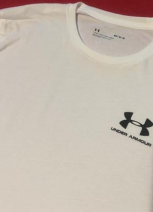 Оригінальна білосніжна футболка under armour в ідеалі розмір м/l 3