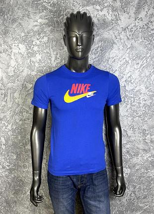 Nike футболка s размер спортивная синяя с принтом