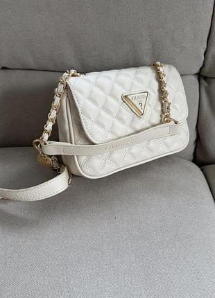 Сумка гесс клатч guess