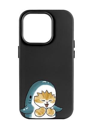Матовый черный чехол на apple iphone 14 pro max :: котёнок акула (принт 376)