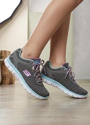 Skechers спортивні кросівки сірі 36 розмір темно сірі з бірюзовим кольором на шнурках