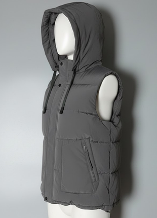 Мужская утепленная безрукавка с капюшоном fashiоn design размер (5xl) маломерит на xxl - наш 56-58