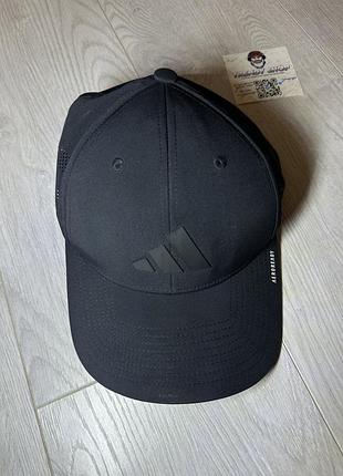 Нейлонова кепка adidas