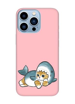 Матовый розовый чехол на apple iphone 13 pro max :: котенок акула (принт 355)