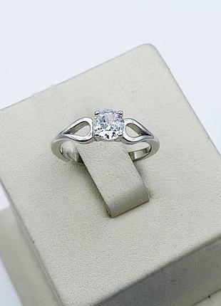 Кольцо серебряное с кубическим цирконием 17 1,98 г