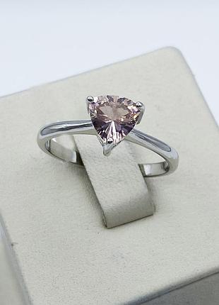 Кольцо серебряное с морганитом 18 2,4 г