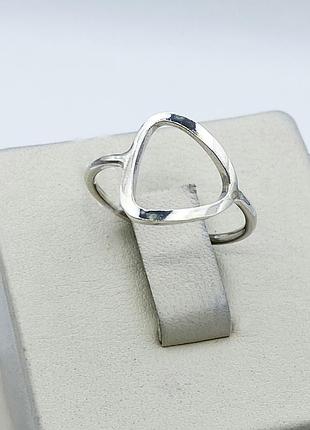 Кольцо серебряное 17 1,13 г