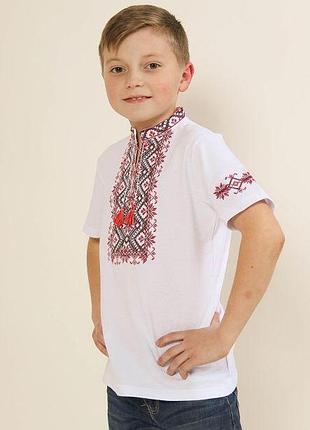 Вишиванка зорянчик червона на білому