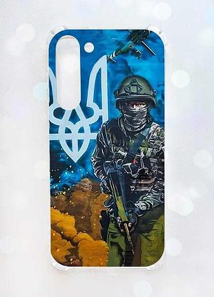 Чехол с утолщёнными углами на samsung galaxy s23 plus :: защитник (патриотический принт 349)