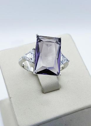 Кольцо серебряное с фианитом "никас" 18,5 4,1 г