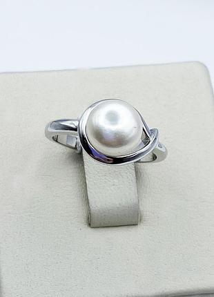 Кольцо серебряное с жемчугом 16,5 2,9 г