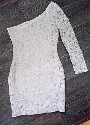 Красивое нарядное платье zara размер с-м