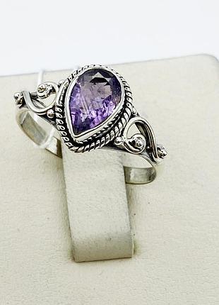 Каблучка срібна з аметистом 18 2,46 г