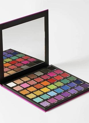 Палітра тіней beauty bay bright 42 — культова, майже нова більшість відтінків матові