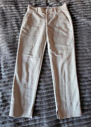 Бежевые брюки zara