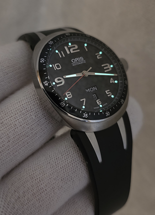 Мужские часы oris tt3 titanium automatic day/date 9