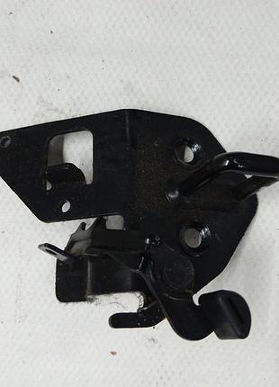 1z0827511c ,скоба/петля замка крышки багажника liftback skoda octavia a5 04-13 рест