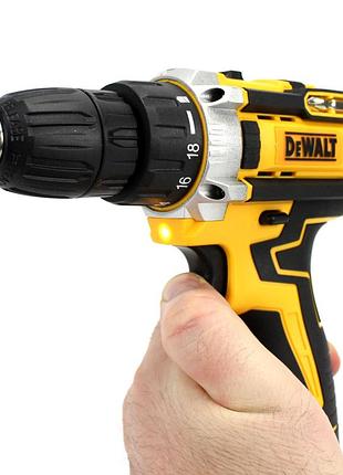 Шуруповёрт dewalt dcf680g2 12v с набором инструмента 7