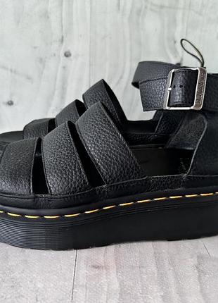 Dr.martens сандалі босоніжки