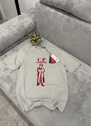 Футболка від бренду c.p. company