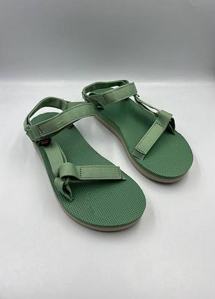 Легендарные босоножки teva 2