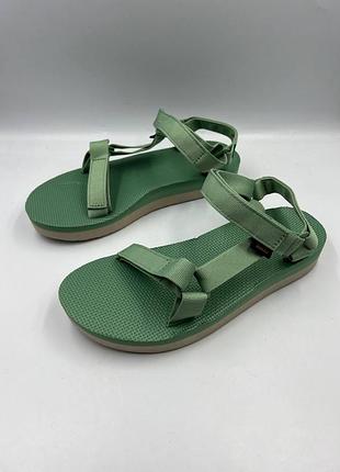 Легендарные босоножки teva 3