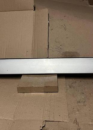 Накладка крышки багажника для mazda 626 gf. седан. (ge5a 50 811)