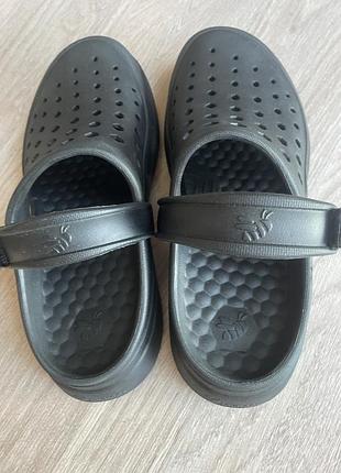 Крокси joybees 3