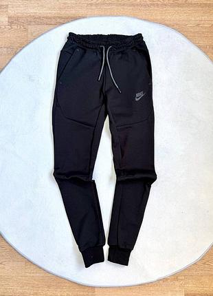 Штани nike tech fleece