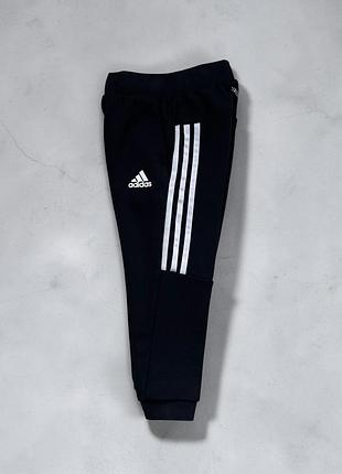 Спортивні штани adidas оригінал 3/4 роки 2