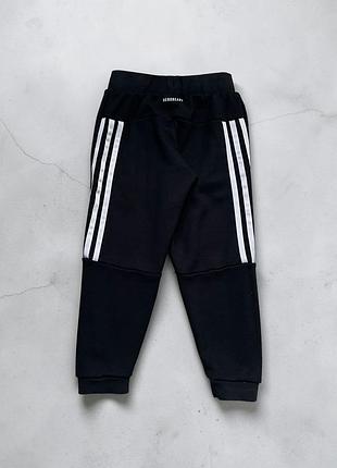 Спортивні штани adidas оригінал 3/4 роки 5
