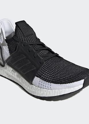 Кроссовки adidas ultraboost