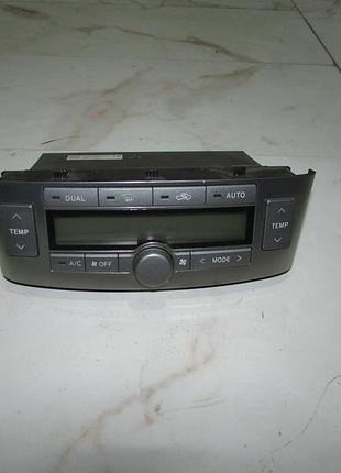 Блок керування клімат контролем toyota avensis т25 2003-2008