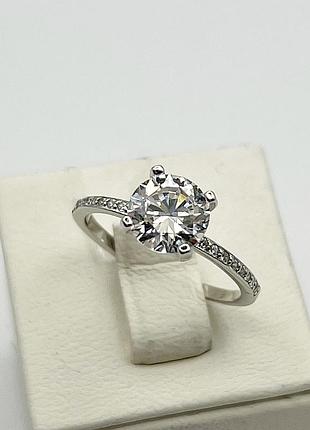 Кольцо серебряное с кубическим цирконием 18 1,97 г