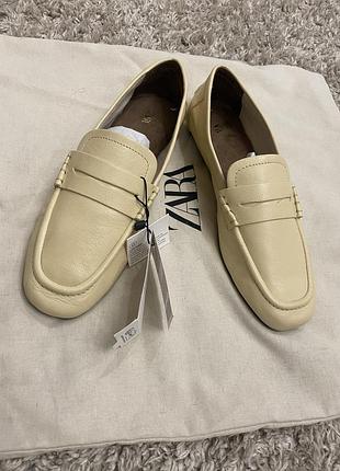 Дуже пасиві лофери zara. нові ,з біркою ,шкіра ,