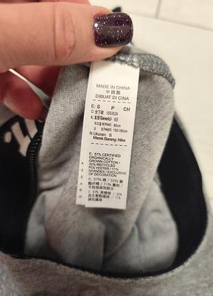 Серые женские леггинсы nike 6