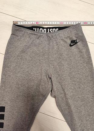 Серые женские леггинсы nike 4