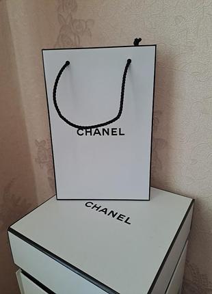 Пакет фирменный
chanel