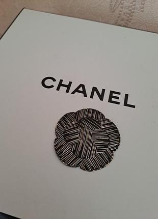 Пакет фирменный
chanel 5