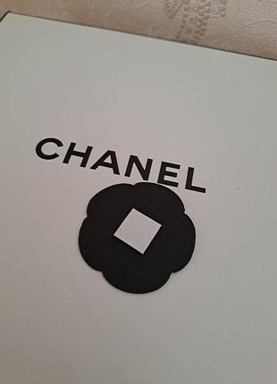 Пакет фирменный
chanel 6