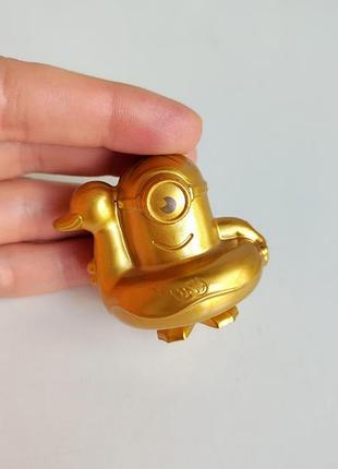 Коллекционная фигурка игрушка макдональдс хеппи мил золотой миньон mcdonald's happy meal 2019 редкий 5