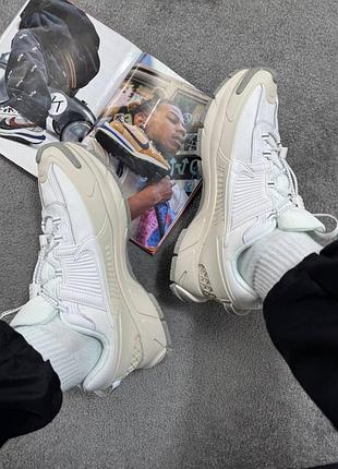 ✔️ nike zoom vomero roam white 2
