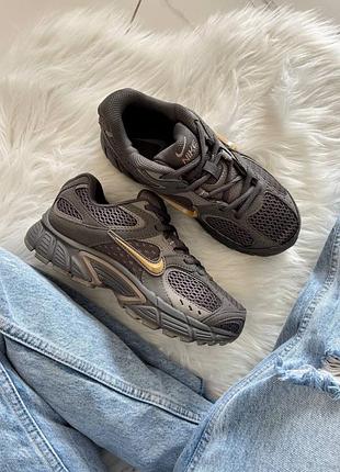 Nike v5 rnr grey gold