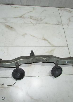 Передня панель телевізор верхня частина toyota avensis t25 2003-2008