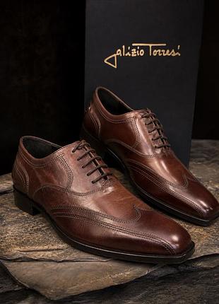 Чоловічі шкіряні туфлі wingtip oxford galizio torresi, коричневі, класичні, італія