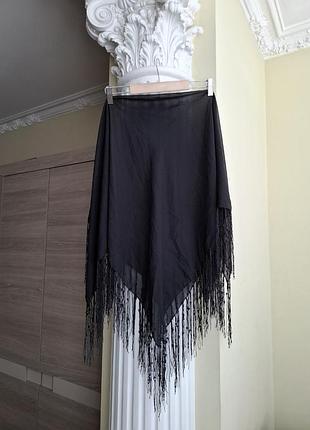 Шаль, платок с кисточками