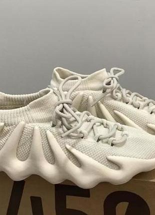Кросівки жіночі adidas yeezy boost бежеві пісочні