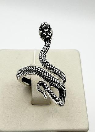 Кольцо серебряное "змея" 16,5 5,14 г
