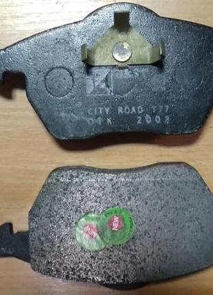 Колодки тормозные передние дисковые audi 100 91-, a6 94, vw passat b5/a4/a6